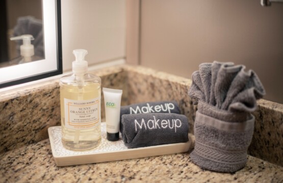 1bb1fd41a764473ca7967f4c315e5905 LargeOriginal.jpg