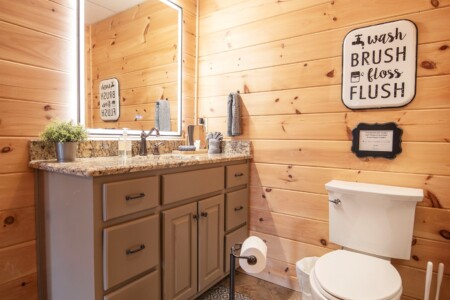 66c203b537c84b5f89fb3c805cf7da24 LargeOriginal.jpg