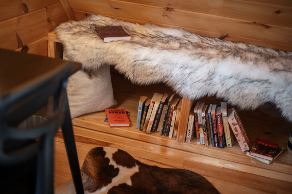 ea66ab8e9ec648f5ba40b6504d48f80c LargeOriginal.jpg